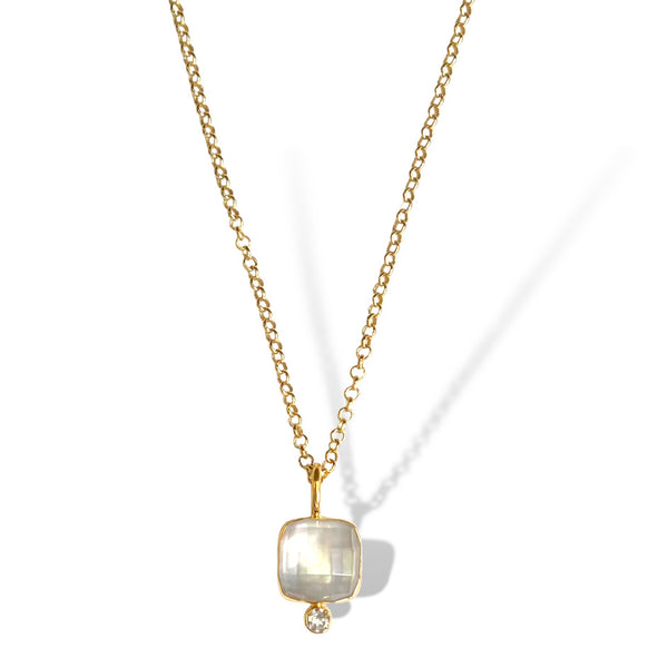 Petite Mother of Pearl Necklace