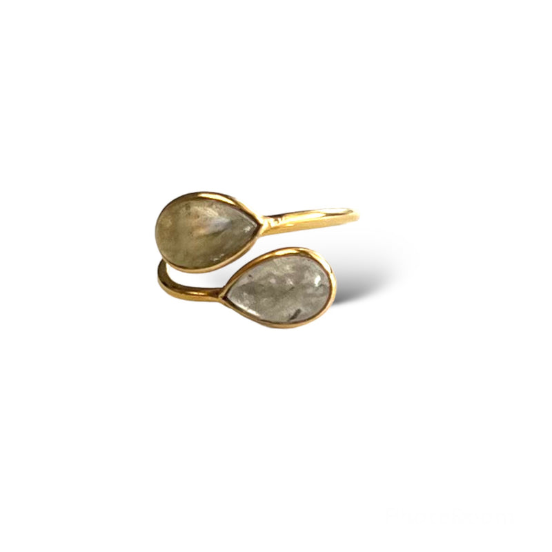 Moi Et Toi Labradorite Ring