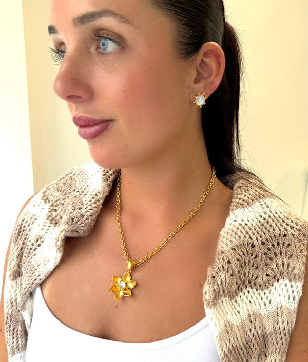 Sweet Magnolia Necklace