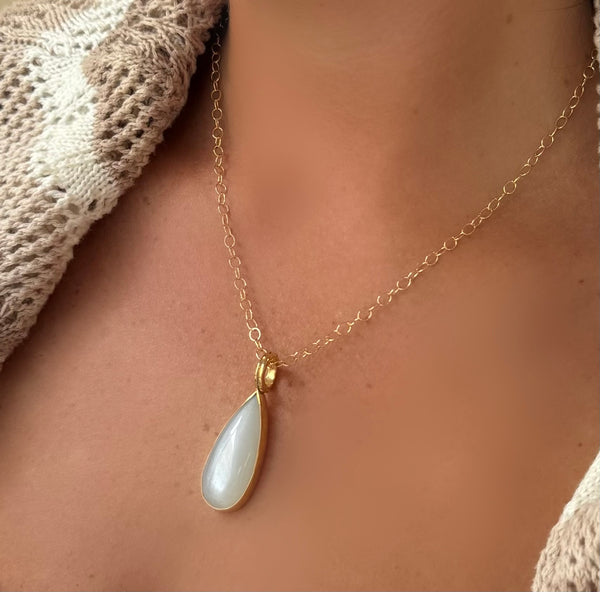 Petite Moonstone Necklace