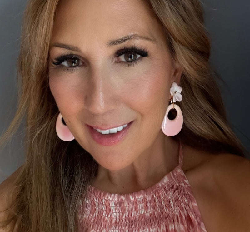 Floral Conch Shell Earring