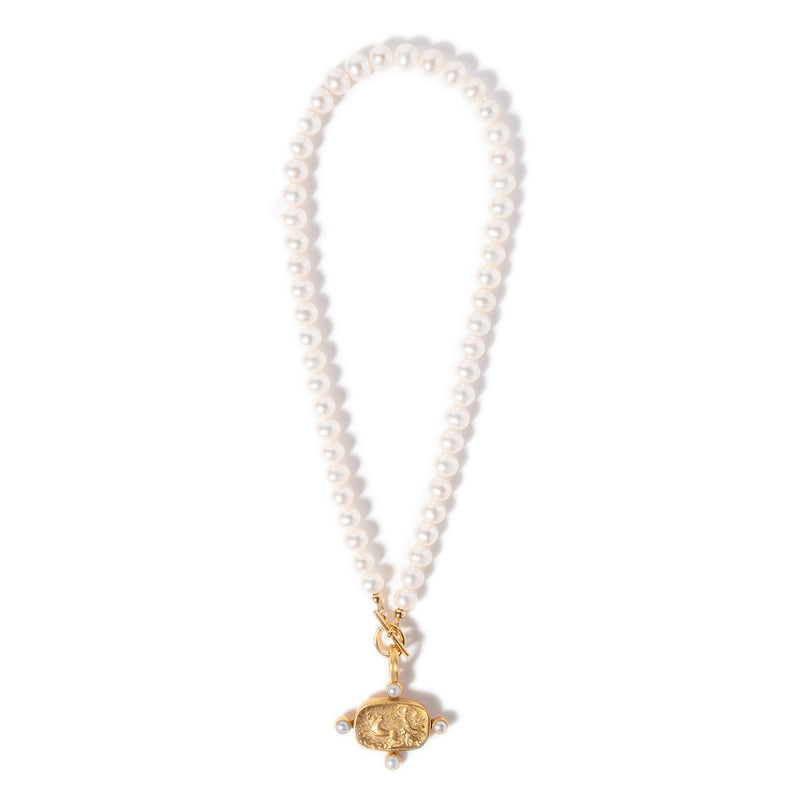 Chariot Pearl Necklace